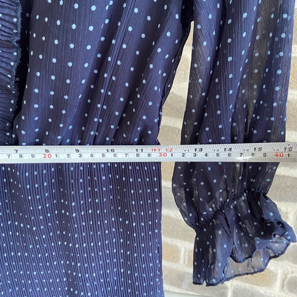 Dex’s Dress size XS - Picture 10 of 11